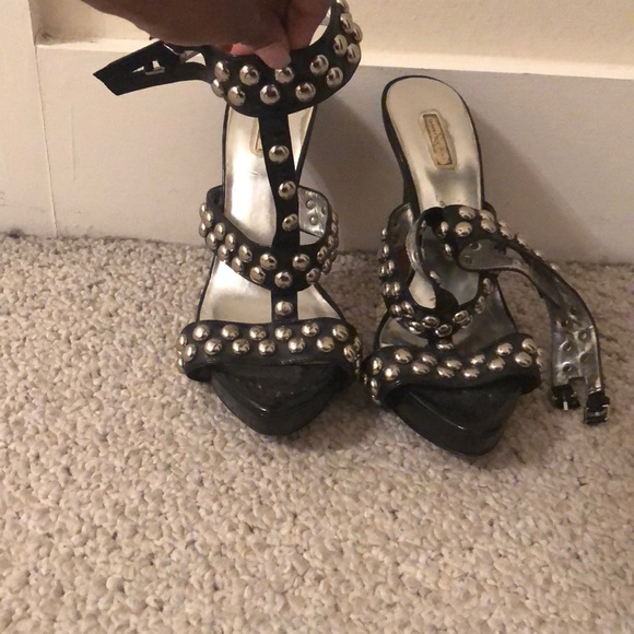 Size 8.5 Report Signature heels - Picture 2 of 3